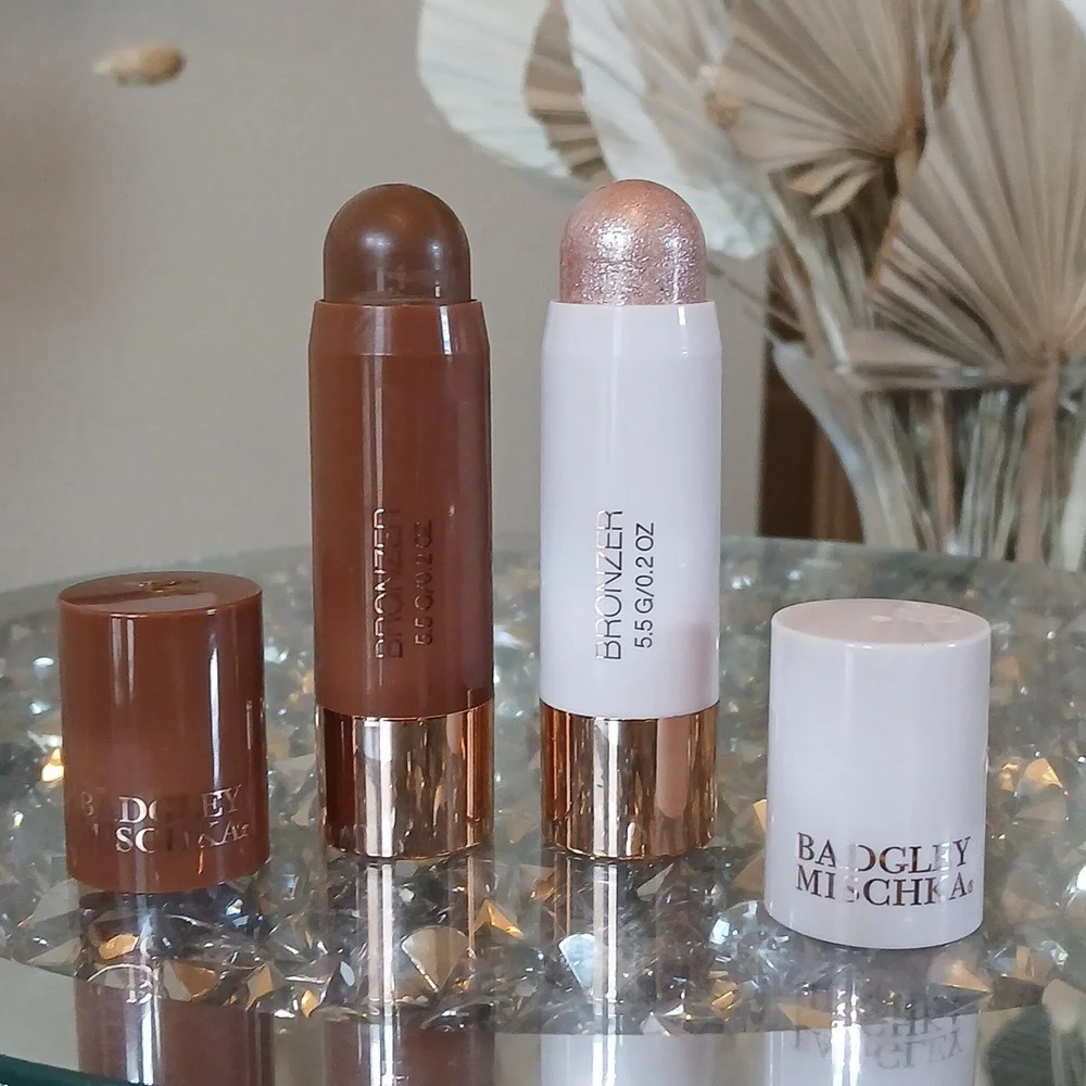 New Badgley Mischka Full Size Bronzer And Highlihter Duo Stick Set